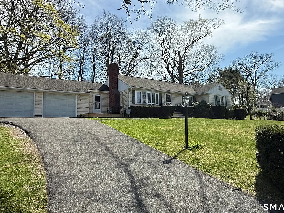 10 Cedar St