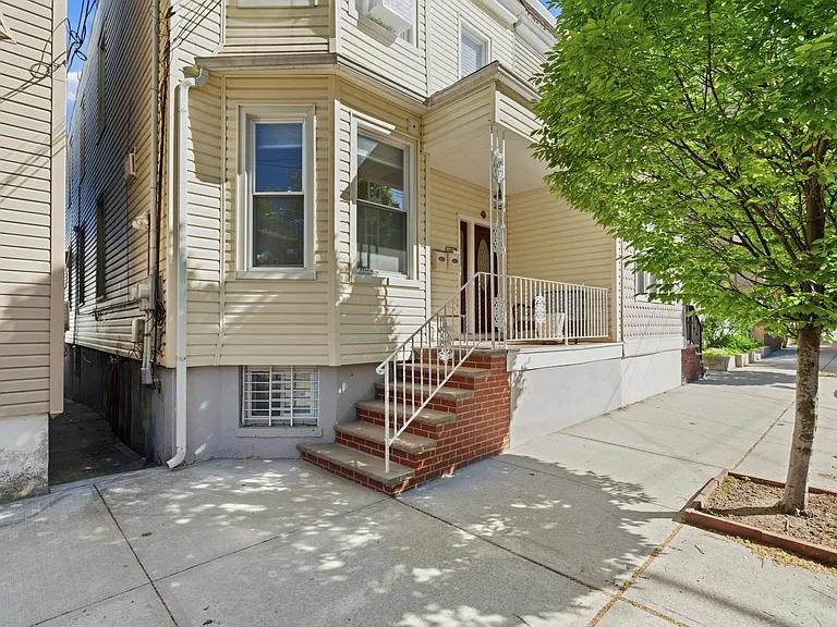 502 Gregory Ave #1 — Photo 14