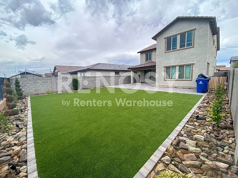 11769 W Mobile Ln — Photo 21