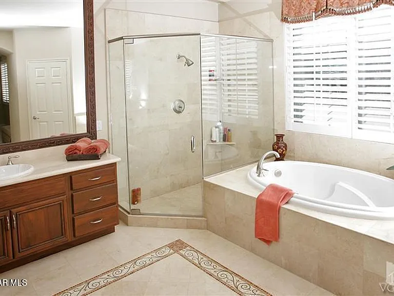 2563 Littlefield Ct — Photo 12