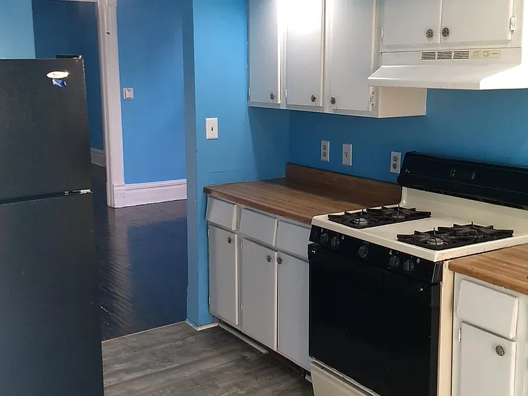 154 S Porter St — Photo 6