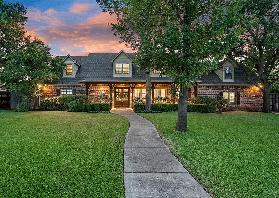 1st image of 10325 Hedgeway Dr