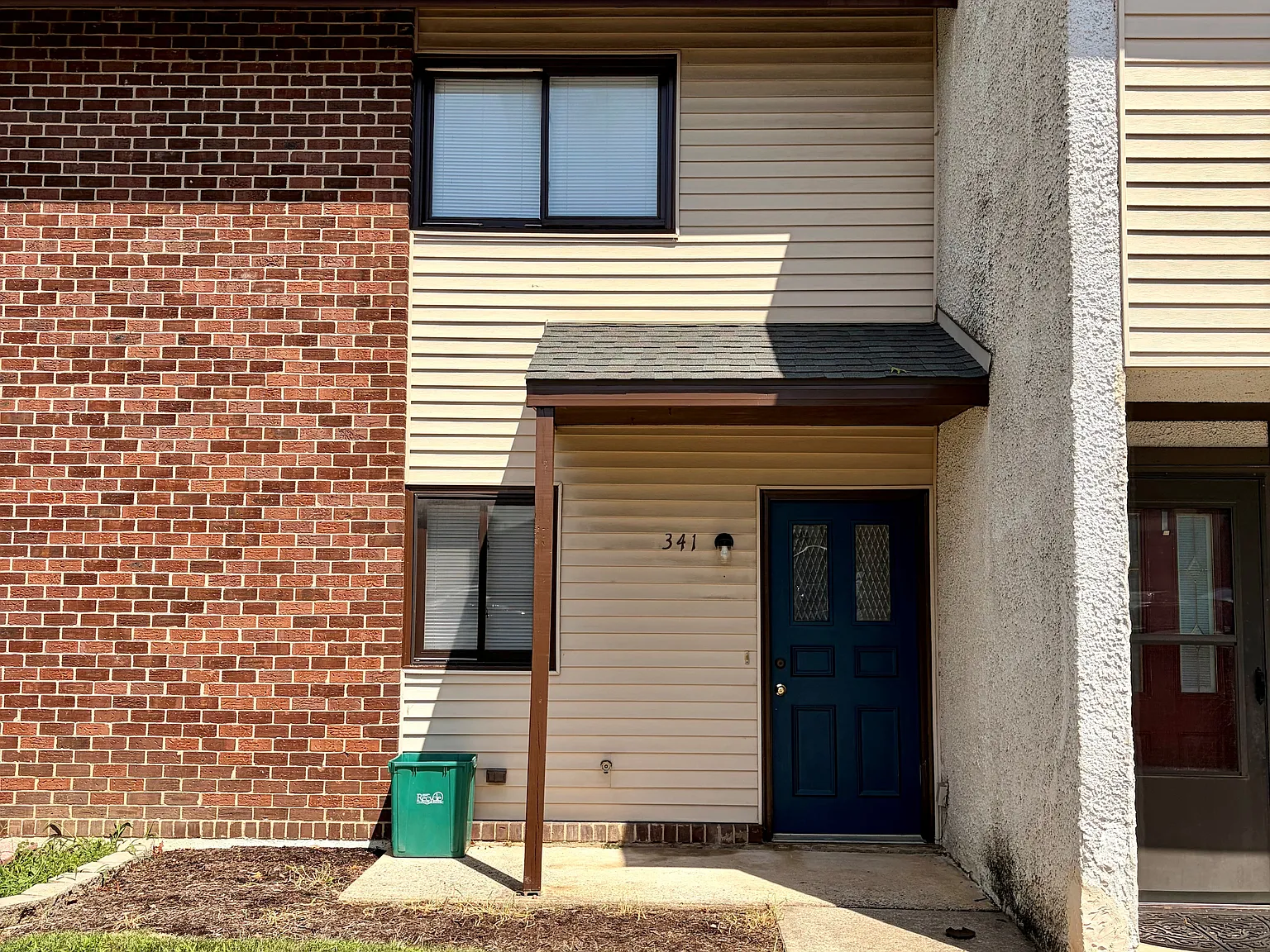 2 bed, 1368 sqft, $2,100 — Photo 2