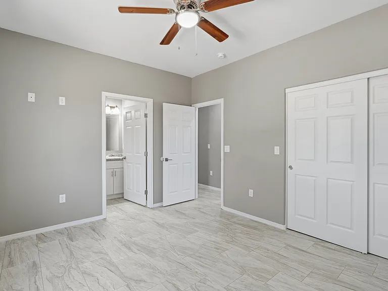 3241 S Capri Cir #1 — Photo 8