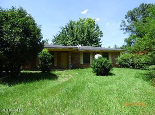 66 Walnut St, Street, MS 39069