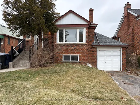 266 Viewmount Ave, Toronto, ON M6B 1V2