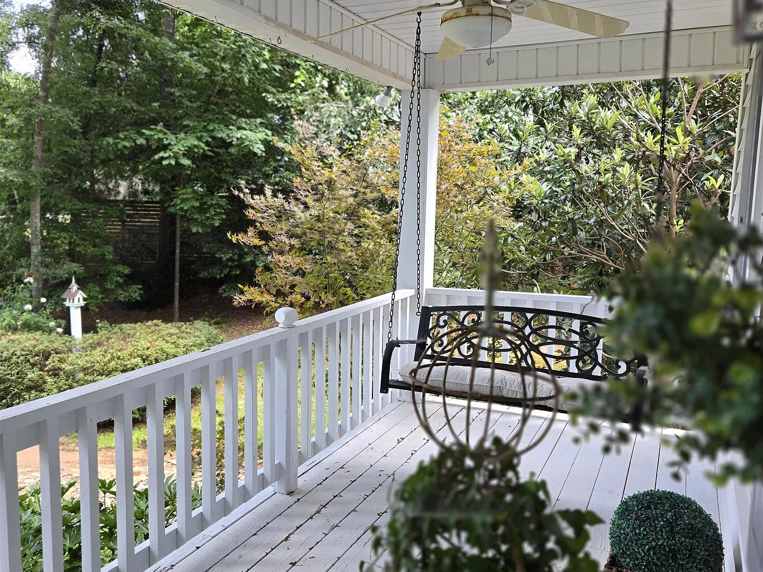 4 bed, 2.5 bath, 1750 sqft, $2,700 — Photo 4