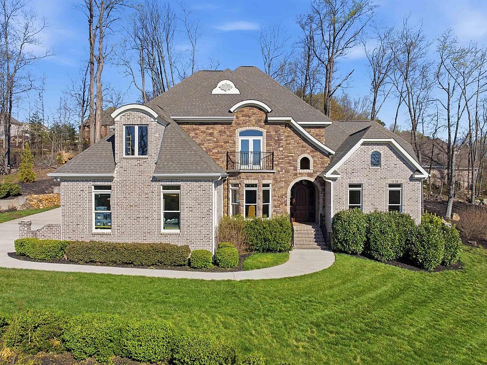 1st image of 5 Milan Dr