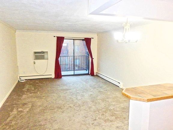 3rd image of 700 Governors Dr APT 25