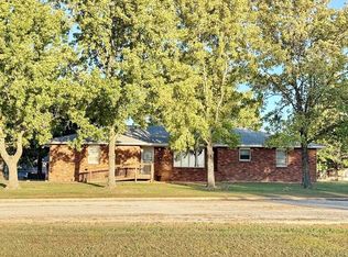 1303 S Forest St, El Dorado Springs, MO 64744