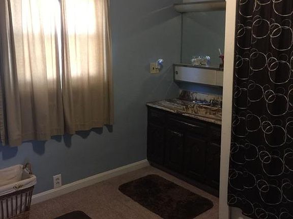 4th image of 108 Eleanor St