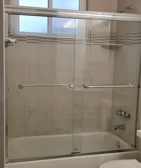 Remodeled 1 Bedroom Unit in Orange — Photo 8