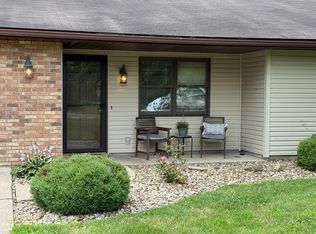 1246B Schneiders Crossing Rd NW, Dover, OH 44622