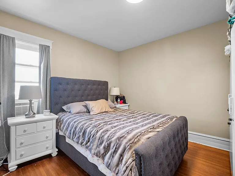 306 Mott St #1 — Photo 10