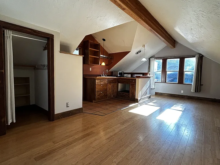 1315 N 19th St #B — Photo 4