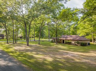 171 Dogwood Trl, New Caney, TX 77357
