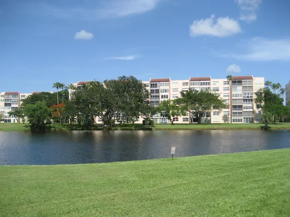 26 Abbey Lane #301, Delray Beach, FL 33446