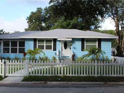 3850 Iris St N, Saint Petersburg, FL, 33703
