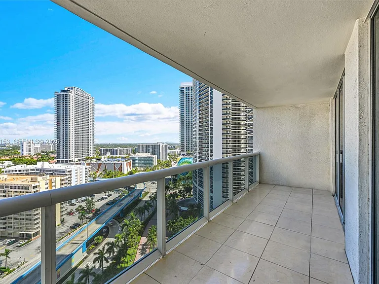 1850 S Ocean Dr #2009 — Photo 14