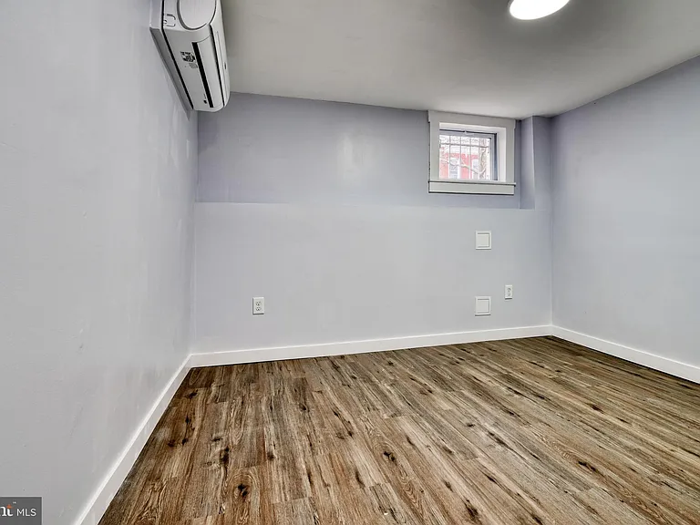 1125 Washington Blvd — Photo 36