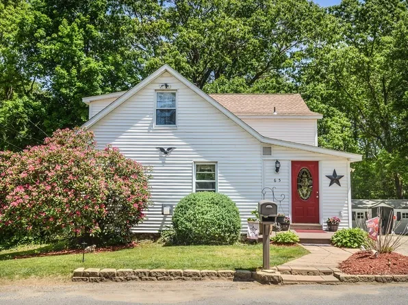 65 Towtaid St, Leicester, MA 01524