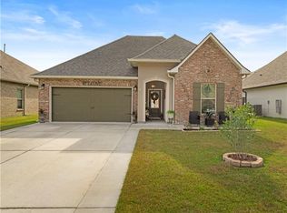 506 Terrace Lake Dr, Covington, LA 70435