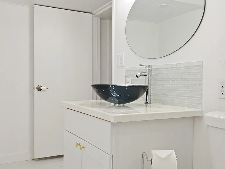 1612 W Boise Ave #B — Photo 2
