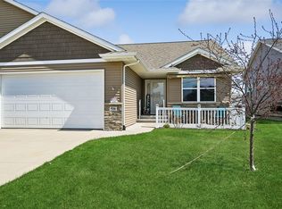 516 Prairie Hill Dr, Atkins, IA