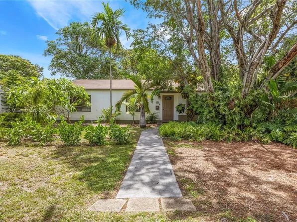 1464 NE 133rd Rd, North Miami, FL 33161