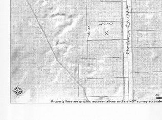 Chestnut St, Geneva, OH 44041