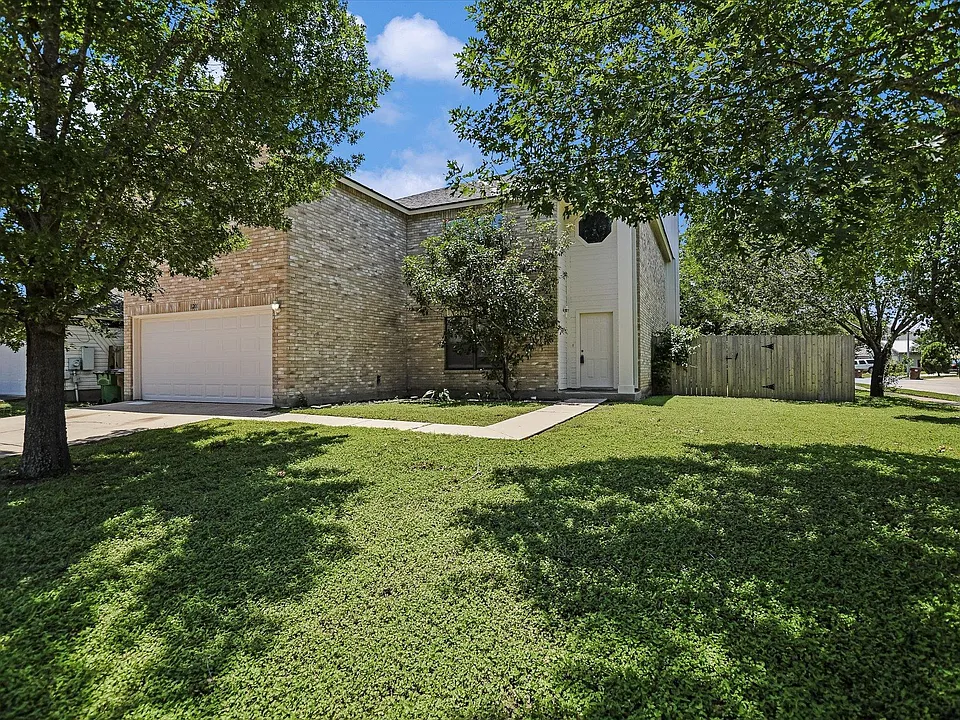 1201 Pike Path