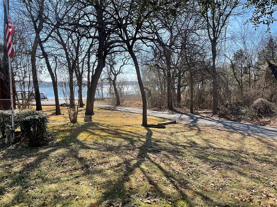 1st image of 90 Ottine Ln