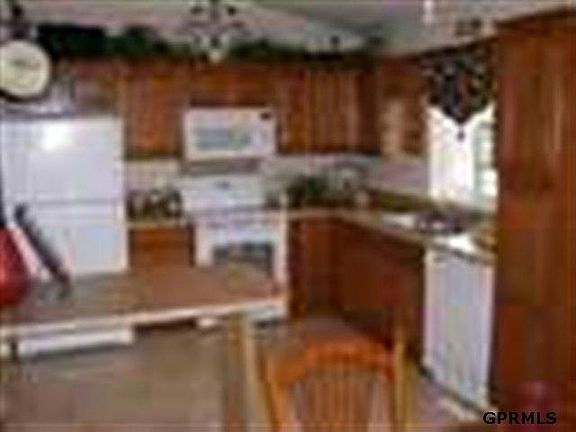 5th image of 16876 N Camden Ave