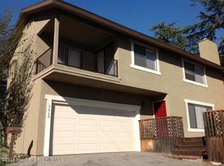 5848 Canyonside Rd, La Crescenta, CA 91214