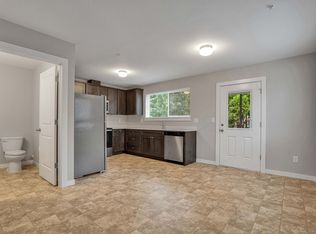 #411 Plymouth Apartments, Salem, OR 97303