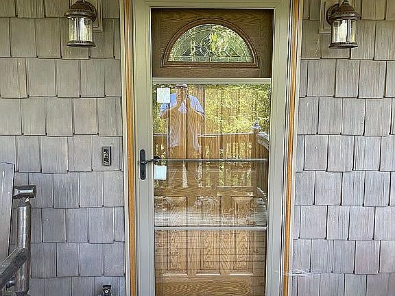 2nd image of 542 E Beaver Creek Dr