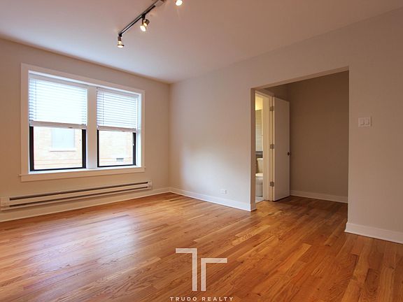 5th image of 2420 N Kedzie Blvd APT B1