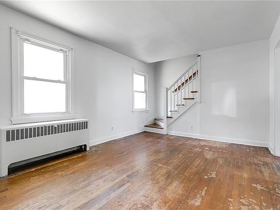3rd image of 3721 North Ave