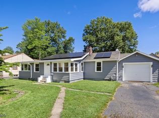 107 Minnehaha Blvd, Lake Hiawatha, NJ 07034