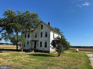 7382 Bullbegger Rd, Oak Hall, VA 23416