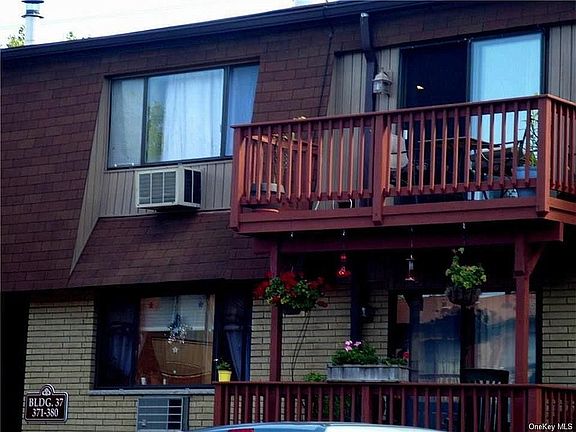 2nd image of 378 Richard Ct