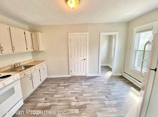 403 Orange St #2R, Springfield, MA 01108