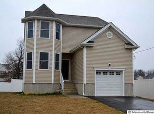 11 Biondi St, Cliffwood, NJ 07721