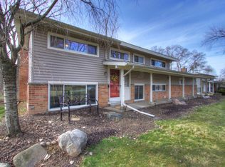 1825 Big Trail Rd, Commerce Township, MI 48390