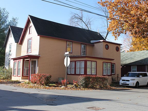 2nd image of 44 Burlington Ave