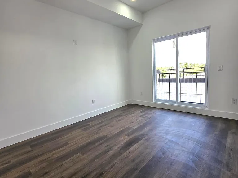 1520 S 22nd St #2 — Photo 6