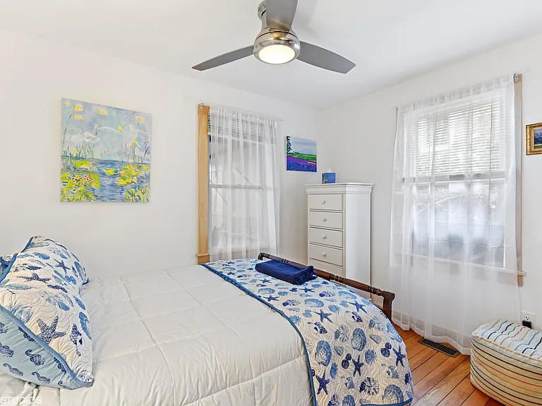 24 Cliff Way — Photo 16