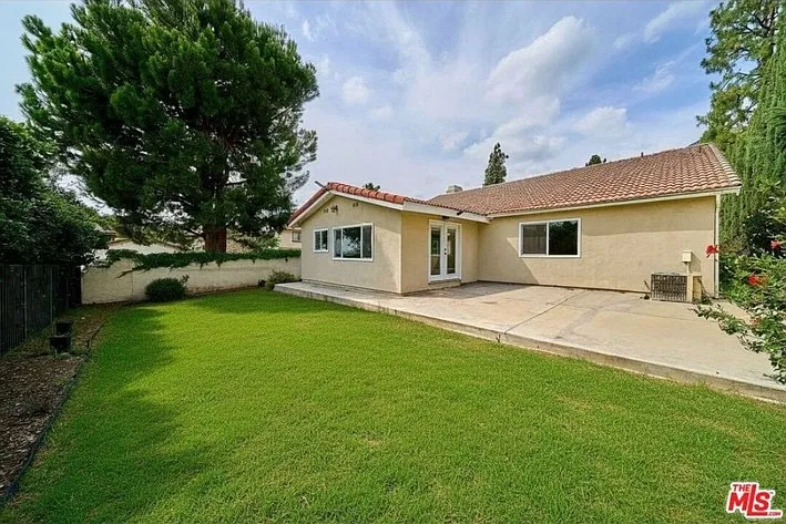Conata St, Duarte — Photo 1