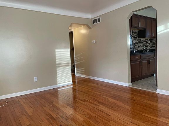 5th image of 6904 Norborne Ave