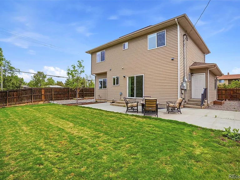 3501 S Ivanhoe St — Photo 33